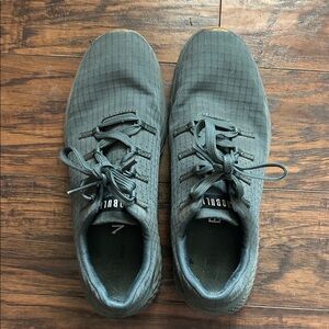 NOBULL Unisex Charcoal Green Sneakers - Women’s size 9